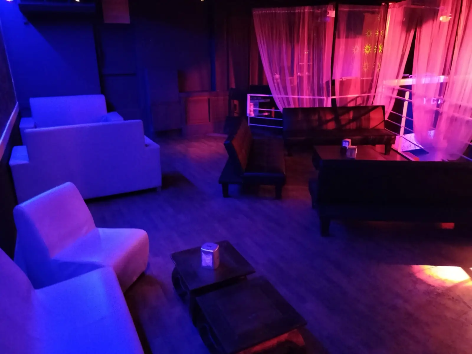 A1-Salottini Disco Club H.webp