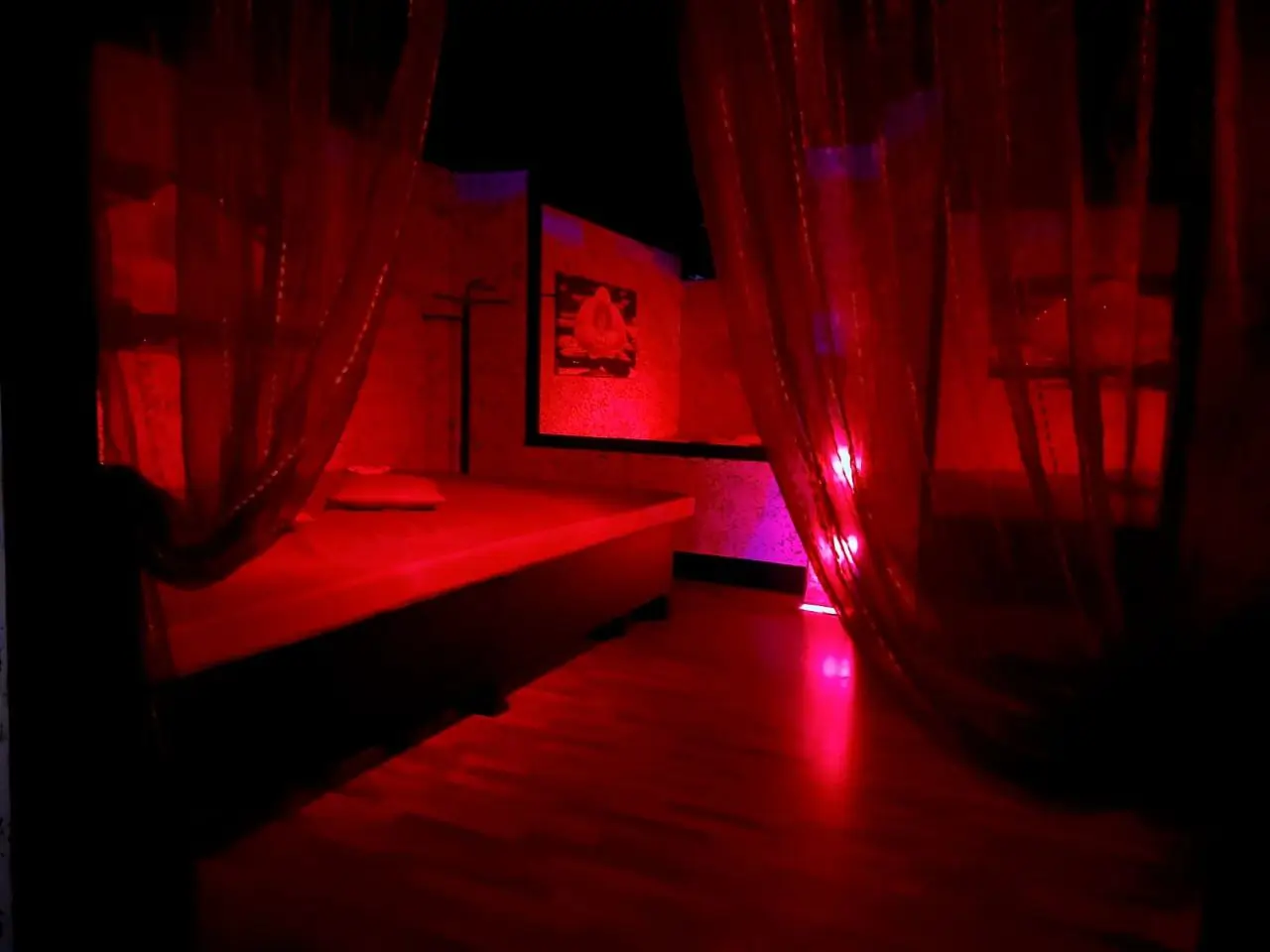 D0-Prive Disco Club H.webp